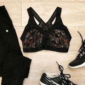 🆕 Free People Liza Floral Vine Dot Sportsbra
